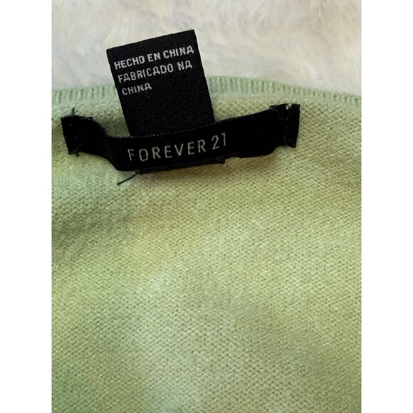 Forever 21 Cropped Sweatshirt in Sage Green - Picture 3 of 3